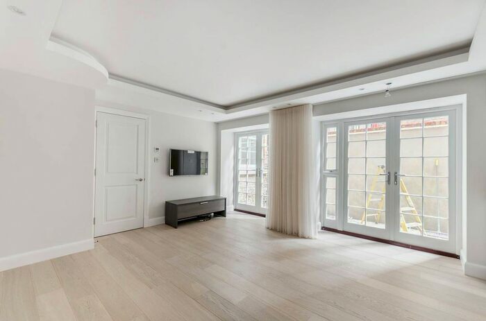 1 Bedroom Flat To Rent In Rosary Gardens, South Kensington, London, SW7