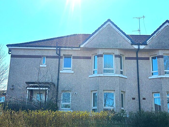 3 Bedroom Flat To Rent In Langdale Avenue, Stepps, Glasgow, G33