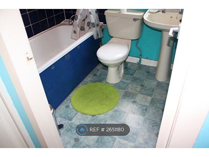 1 Bedroom Flat To Rent In Eastwood Avenue, Glasgow, G41