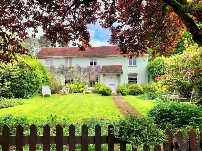 Houses for sale & to rent in GU9 0NE, The Ferns, Farnham Hale And Heath