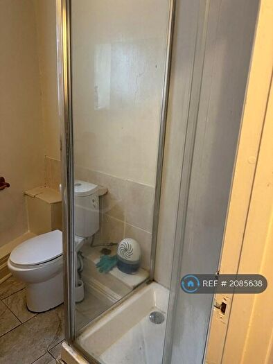 1 Bedroom Flat To Rent In High Street, Chatham, ME4