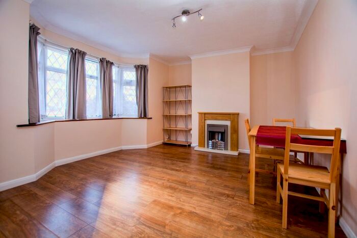 3 Bedroom Property To Rent In Crest Gardens, Ruislip HA4