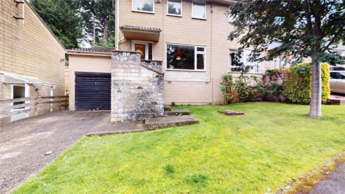 4 Bedroom House To Rent In Ivy Avenue, BA2