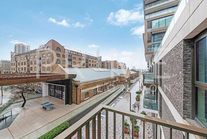 2 Bedroom Flat To Rent In Merino Gardens, London Dock, Wapping, E1W