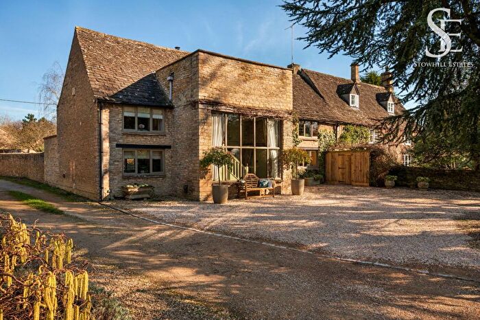 4 Bedroom Semi Detached House For Sale In Alvescot, Bampton, OX18