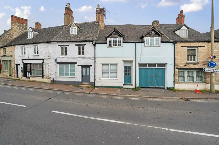 1 Bedroom Apartment To Rent In Witney, Oxfordshire, OX28