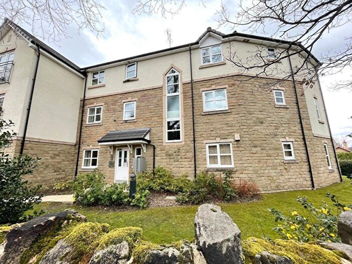 1 Bedroom Flat To Rent In Nab Lane, Shipley, West Yorkshire, BD18
