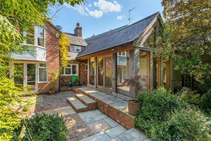 3 Bedroom Cottage For Sale In Back Lane, Shearsby, LE17