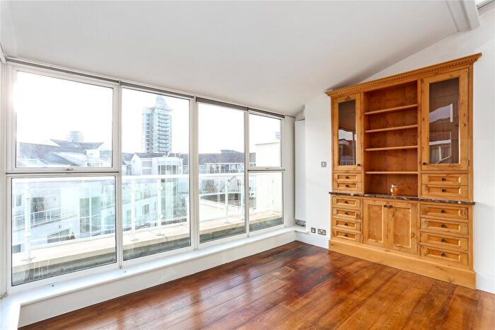 2 Bedroom Flat To Rent In Carlyle Court, Chelsea Harbour, London, SW10