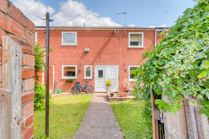 3 Bedroom Terraced House For Sale In Lansdowne Drive, West Bridgford, Nottingham, NG2