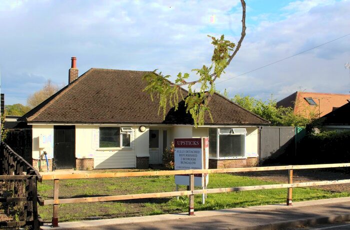 2 Bedroom Bungalow For Sale In Maldon Road, Margaretting, Essex, CM4
