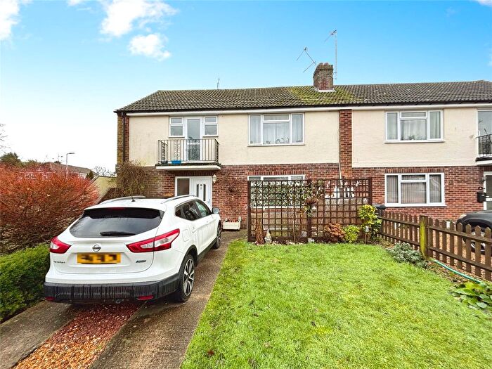 2 Bedroom Maisonette For Sale In Little Heath Road, Tilehurst, Reading, RG31 - Photo 9