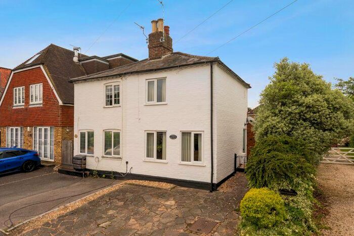 2 Bedroom Cottage For Sale In Three Households, Chalfont St. Giles, HP8