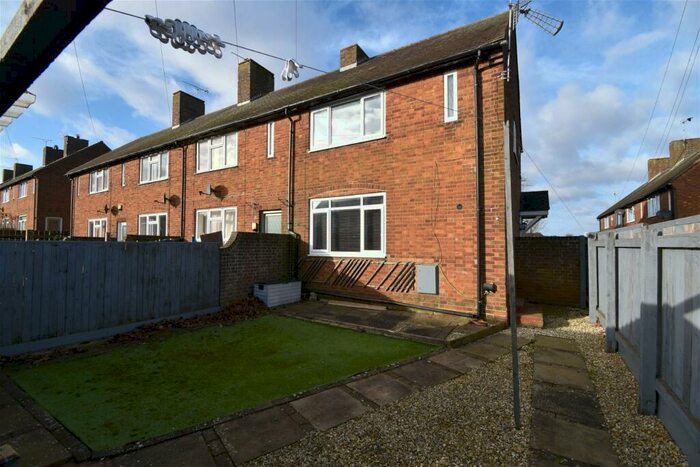 2 Bedroom End Of Terrace House For Sale In Lincoln Crescent, Kirton Lindsey, Gainsborough, DN21