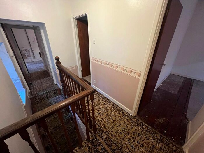 4 Bedroom Detached House For Sale In Brook Street Blaenrhondda - Treorchy, CF42