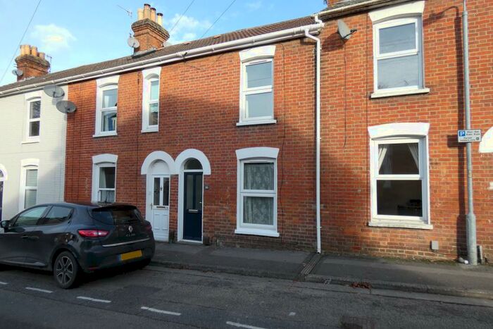 2 Bedroom Terraced House To Rent In College Street, Salisbury, Wiltshire, SP1