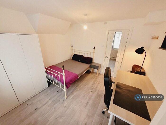 8 Bedroom Detached House To Rent In Sheriff Avenue, Coventry, CV4