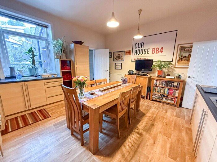 2 Bedroom Terraced House For Sale In Blackburn Road, Haslingden, Rossendale, BB4