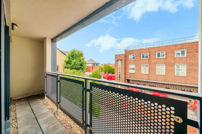 2 Bedroom Apartment To Rent In Sherman Road, Bromley, BR1