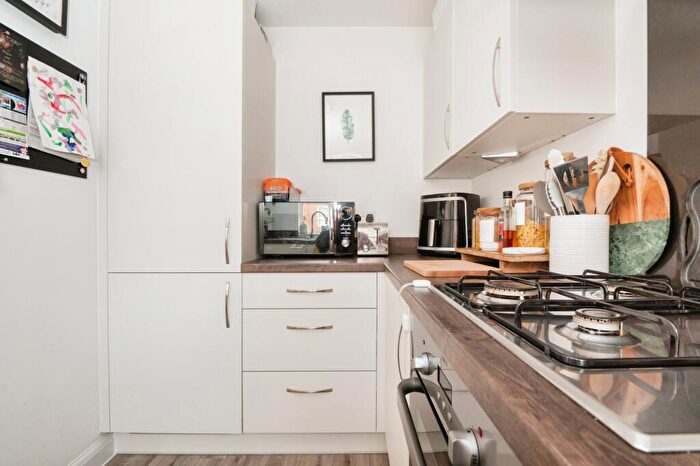 2 Bedroom End Of Terrace House For Sale In Dowling Crescent, Ampfield, Romsey, Hampshire, SO51