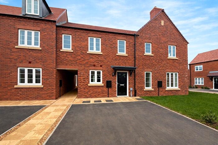 2 Bedroom Terraced House For Sale In Paintin Road, Banbury, Oxfordshire, OX16