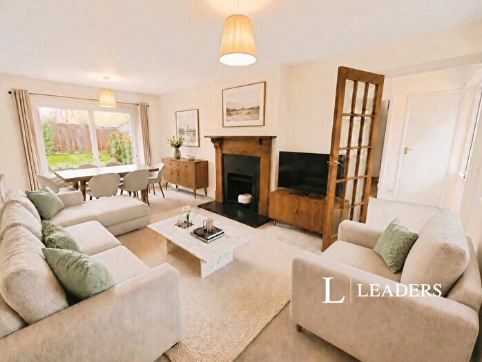 3 Bedroom Terraced House For Sale In Keynsham Road, Southampton, Hampshire, SO19