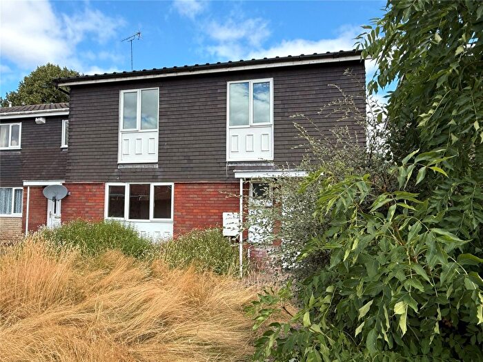 4 Bedroom Terraced House To Rent In Overton Walk, Wolverhampton, West Midlands, WV4