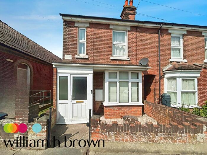2 Bedroom End Of Terrace House For Sale In Nayland Road, Mile End, Colchester, CO4