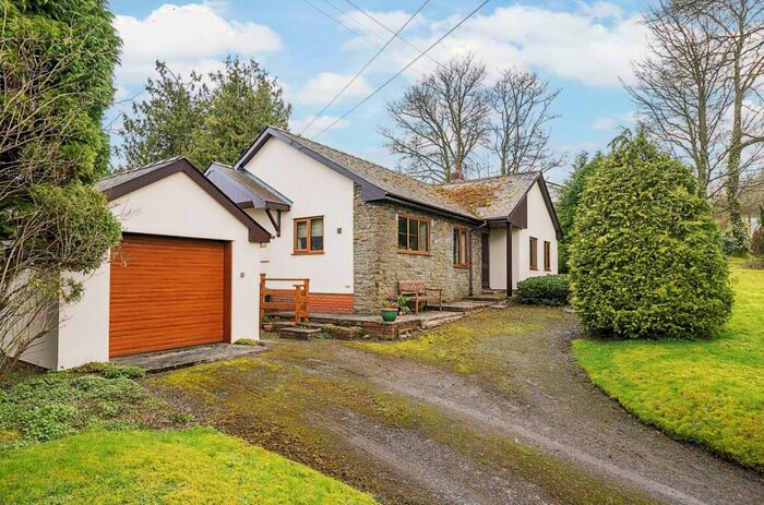 3 Bedroom Bungalow For Sale In Dolau, Llandrindod Wells, Powys, LD1