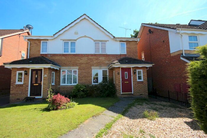 3 Bedroom Semi-Detached House To Rent In Skelton Fields, Warfield, RG42