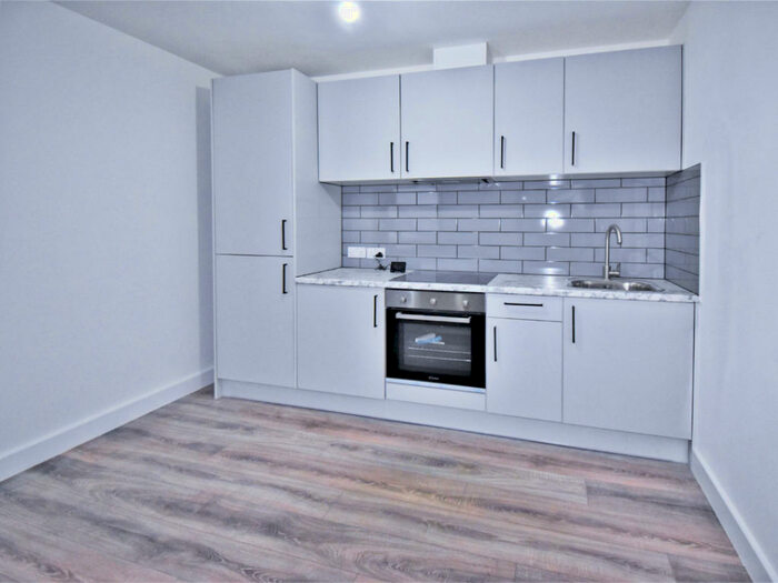 Apartment To Rent In Stratfield House, Hook, RG27