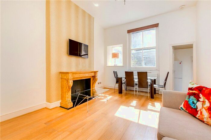 4 Bedroom Flat To Rent In Philbeach Gardens, Earls Court, London, SW5