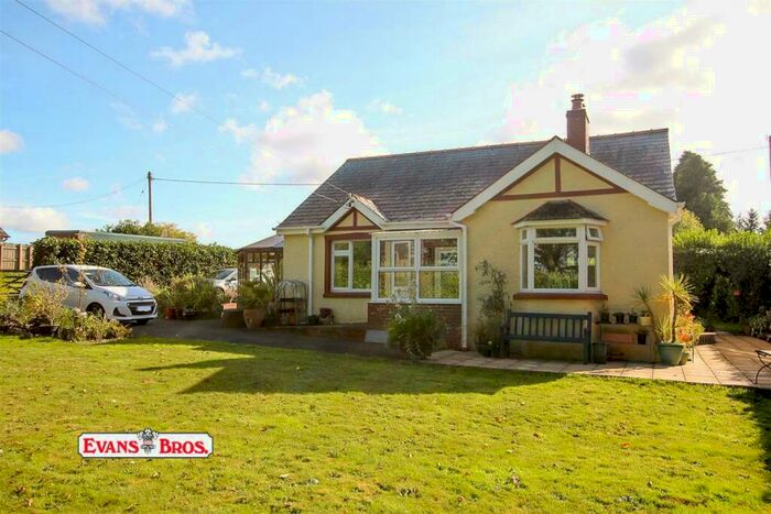 3 Bedroom Smallholding For Sale In Heather Bank, Llanfihangel-Ar-Arth, Pencader, SA39