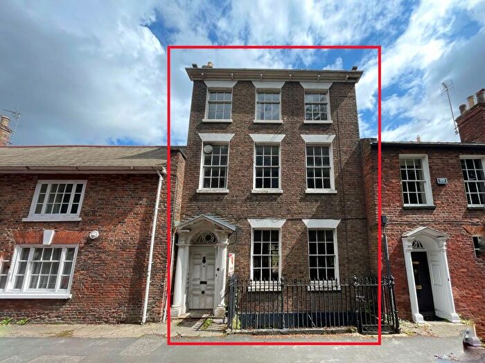 5 Bedroom Terraced House For Sale In Church Street, Spalding, PE11