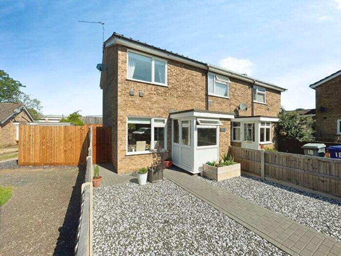 2 Bedroom End Of Terrace House For Sale In Rowan Drive, Brandon, IP27