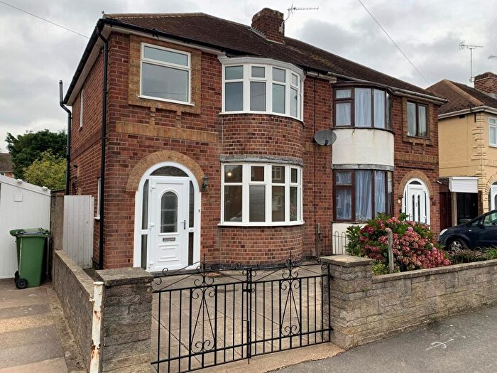 3 Bedroom House To Rent In Fairbourne Road, Leicester, LE3