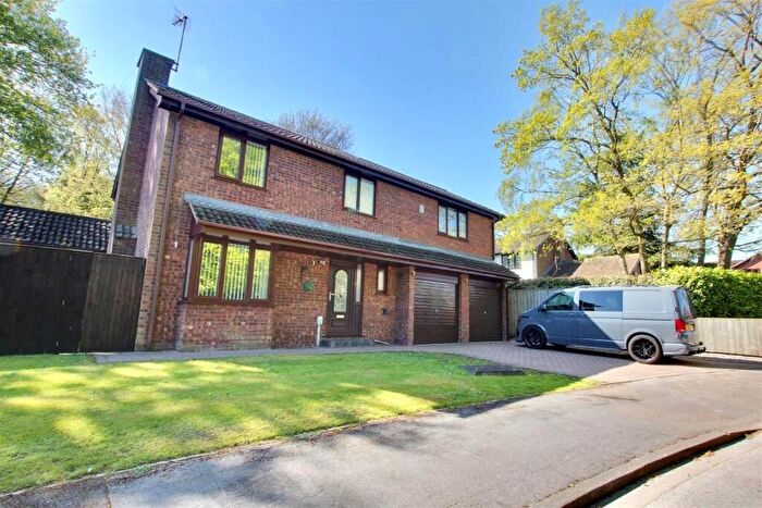4 Bedroom Detached House For Sale In Fountain Close, Hessle, HU13