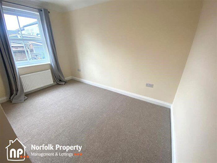 2 Bedroom Flat To Rent In Angel Road, NR3