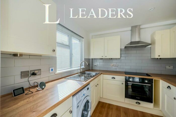 2 Bedroom Terraced House To Rent In South Road, Portsmouth, PO1