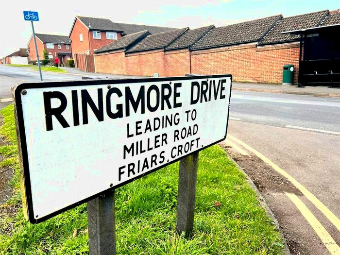 4 Bedroom Property To Rent In Ringmore Drive, Guildford, GU4