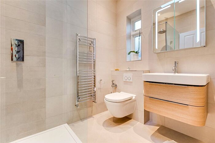 1 Bedroom Flat To Rent In Castelnau, Barnes, SW13