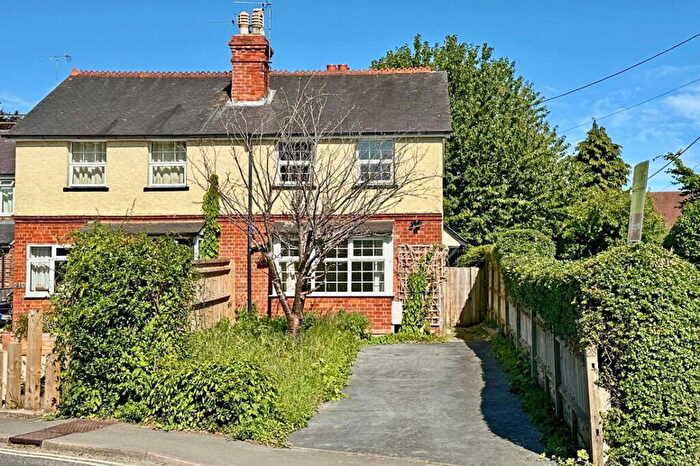 3 Bedroom Semi-Detached House For Sale In Station Road, Cholsey, OX10