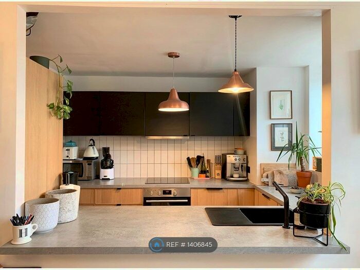 1 Bedroom Flat To Rent In Cadogan Terrace, London, E9