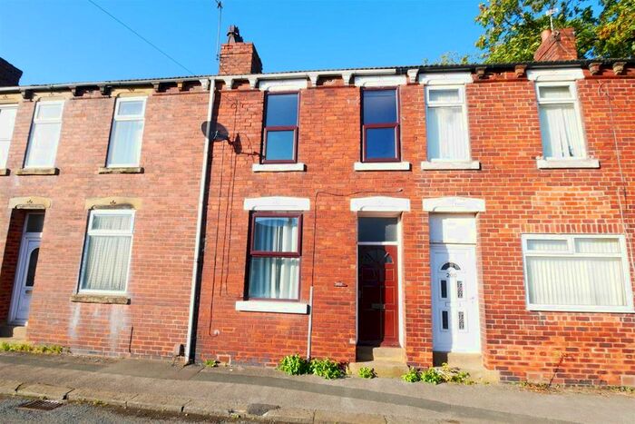 3 Bedroom Terraced House To Rent In Dewsbury Road, Ossett, WF5