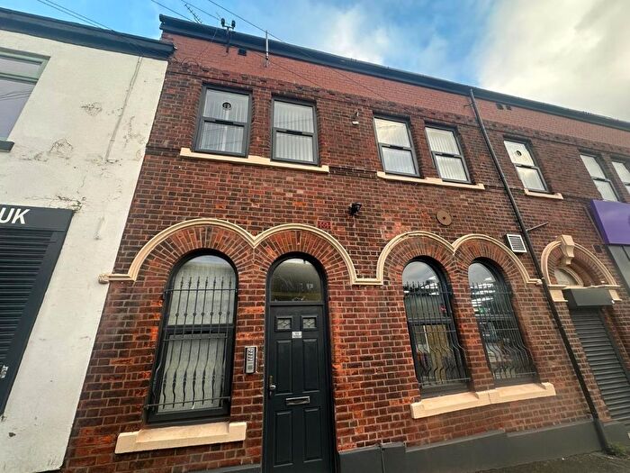 1 Bedroom Flat To Rent In Henrietta Street, Ashton-Under-Lyne, OL6