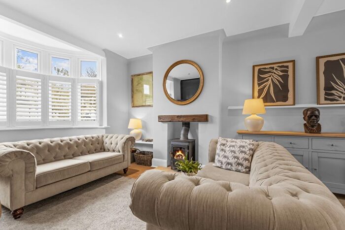 4 Bedroom Semi-Detached House To Rent In Beaford Grove, London, SW20