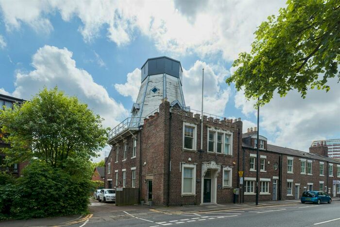 2 Bedroom Flat To Rent In Chimney Mills, Claremont Road, Newcastle Upon Tyne, NE2