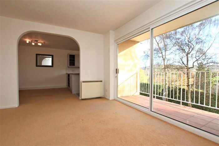 2 Bedroom Flat To Rent In London Road West, Bath, BA1