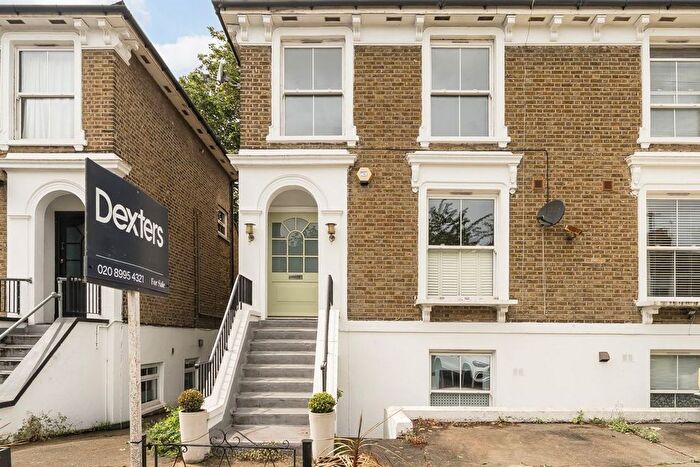4 Bedroom Maisonette For Sale In Cambridge Road North, Chiswick, W4
