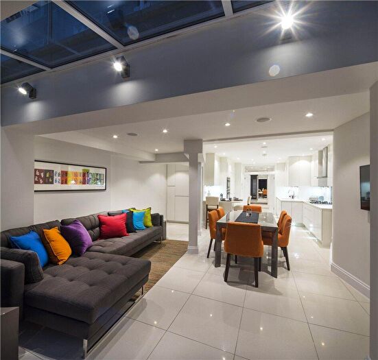 4 Bedroom Terraced House To Rent In Marlborough Place, St John's Wood, London, NW8